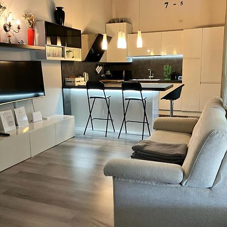 Appartement Benvenuti In Casa Peluca! à Mestre Extérieur photo