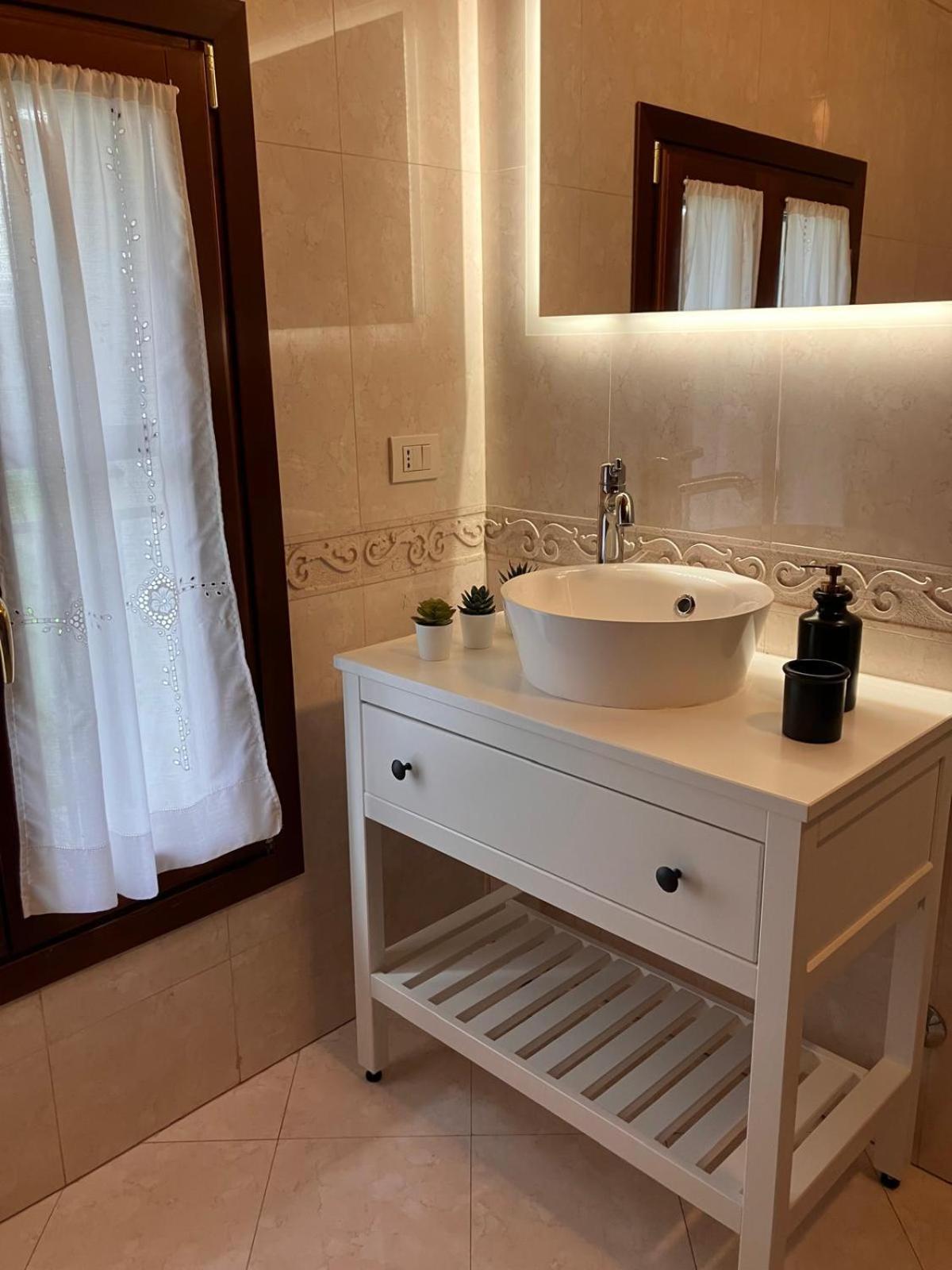 Appartement Benvenuti In Casa Peluca! à Mestre Extérieur photo
